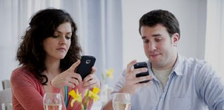 Homo Téléphonus, ou la fable de l’enfant et du smartphone Homo telephonus